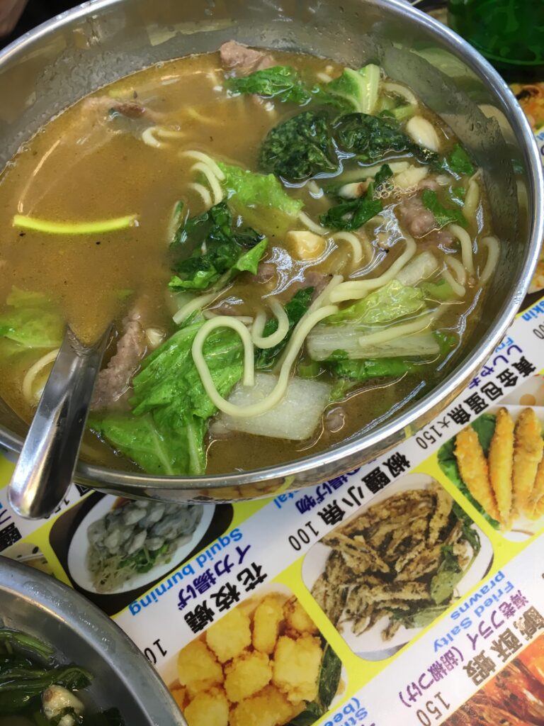 夜市の食べ歩き